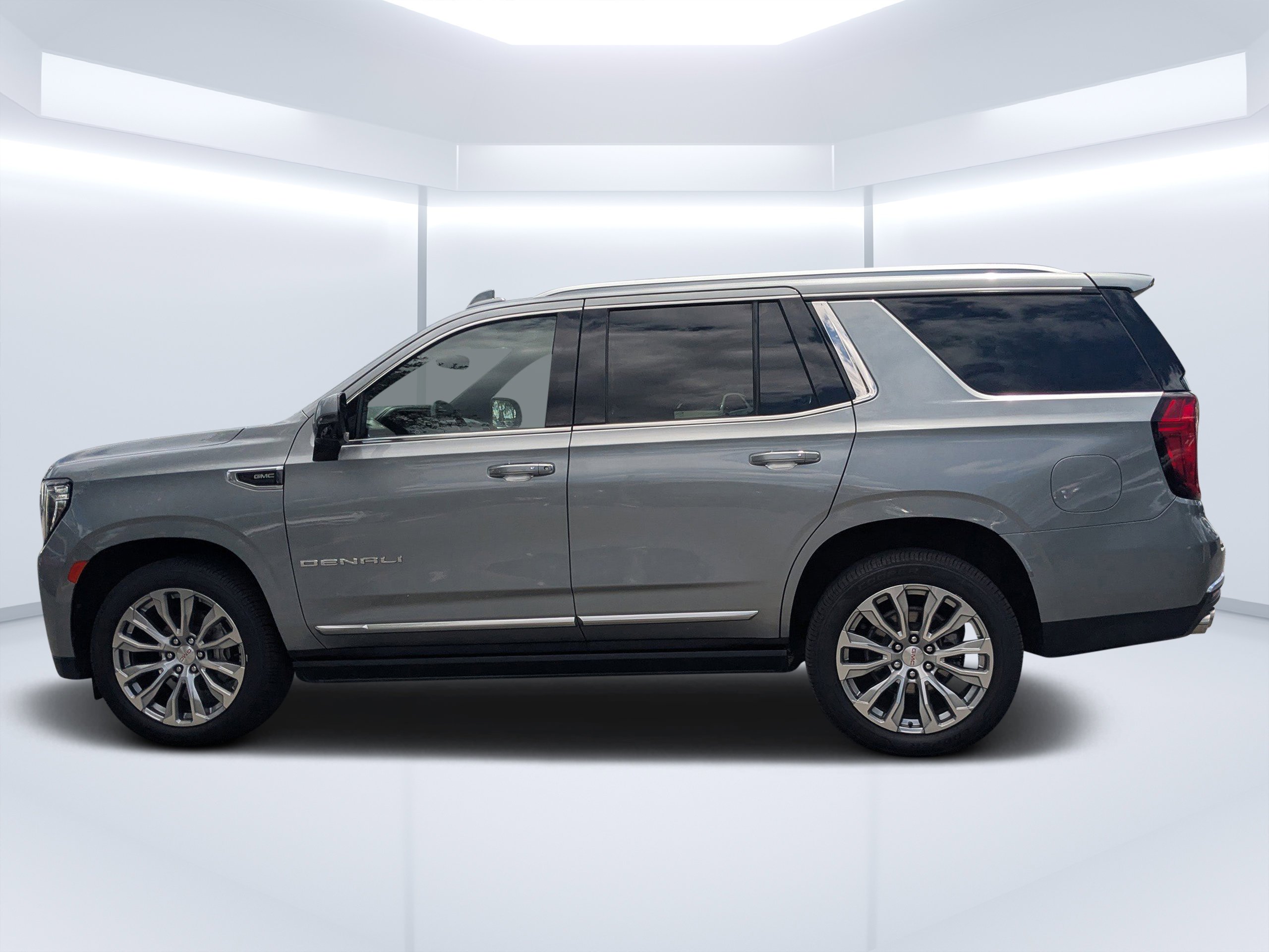 Used 2023 Sterling Metallic GMC Denali image 6