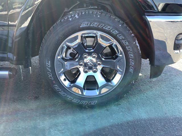 New 2026 Diamond Black Crystal Pearl-Coat Exterior Paint RAM Big Horn image 18