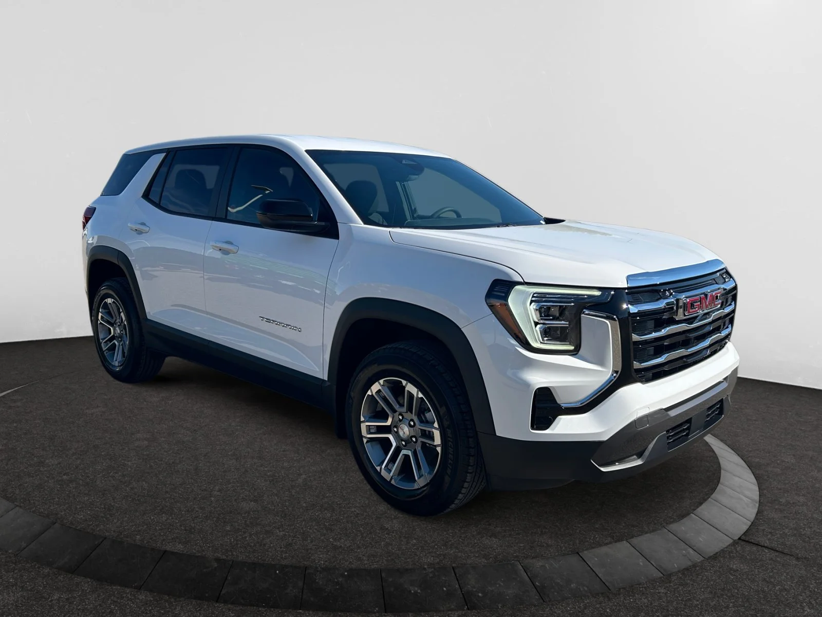 New 2027 Summit White GMC AWD Elevation image 7