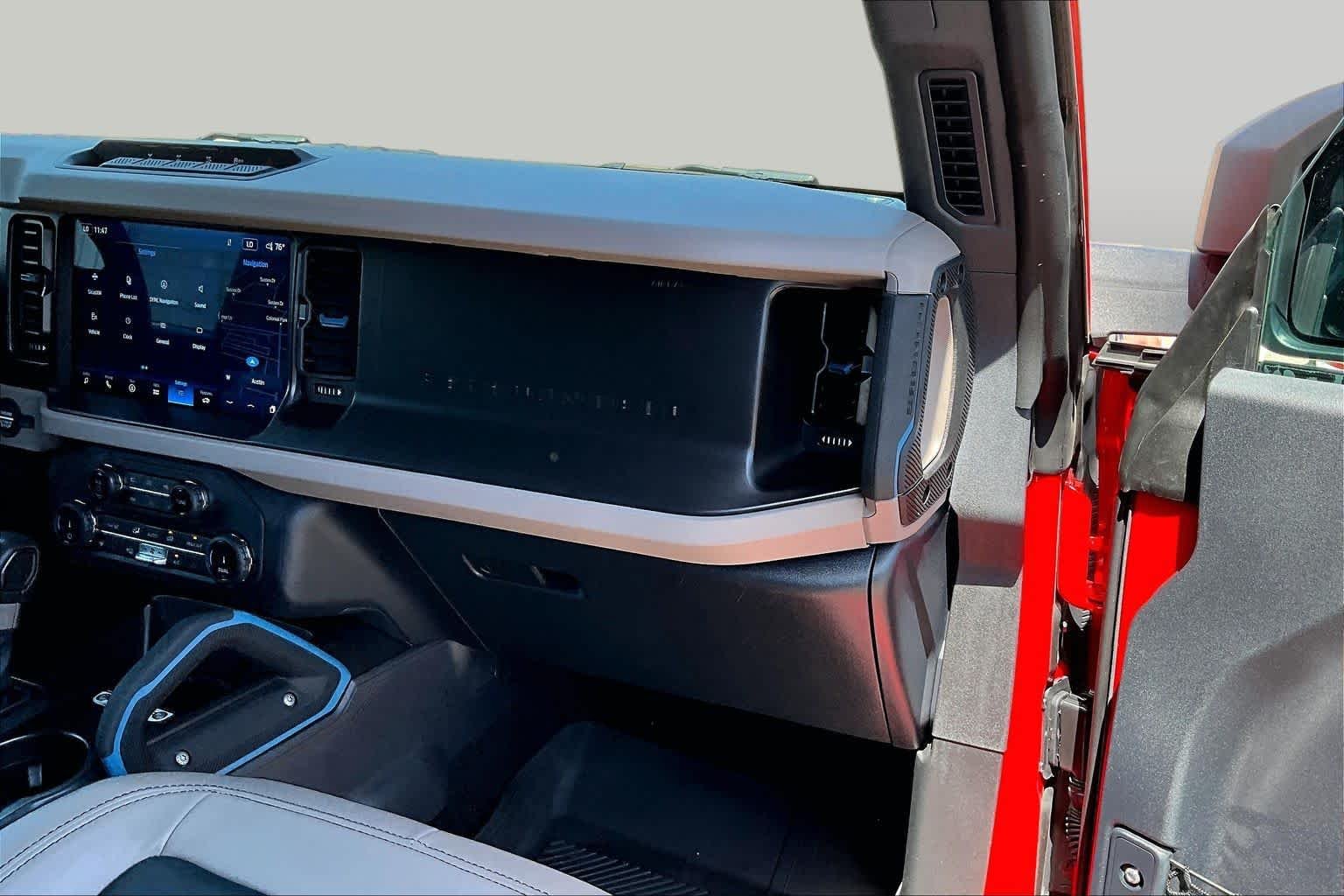 Used 2022 Race Red Ford Wildtrak image 19