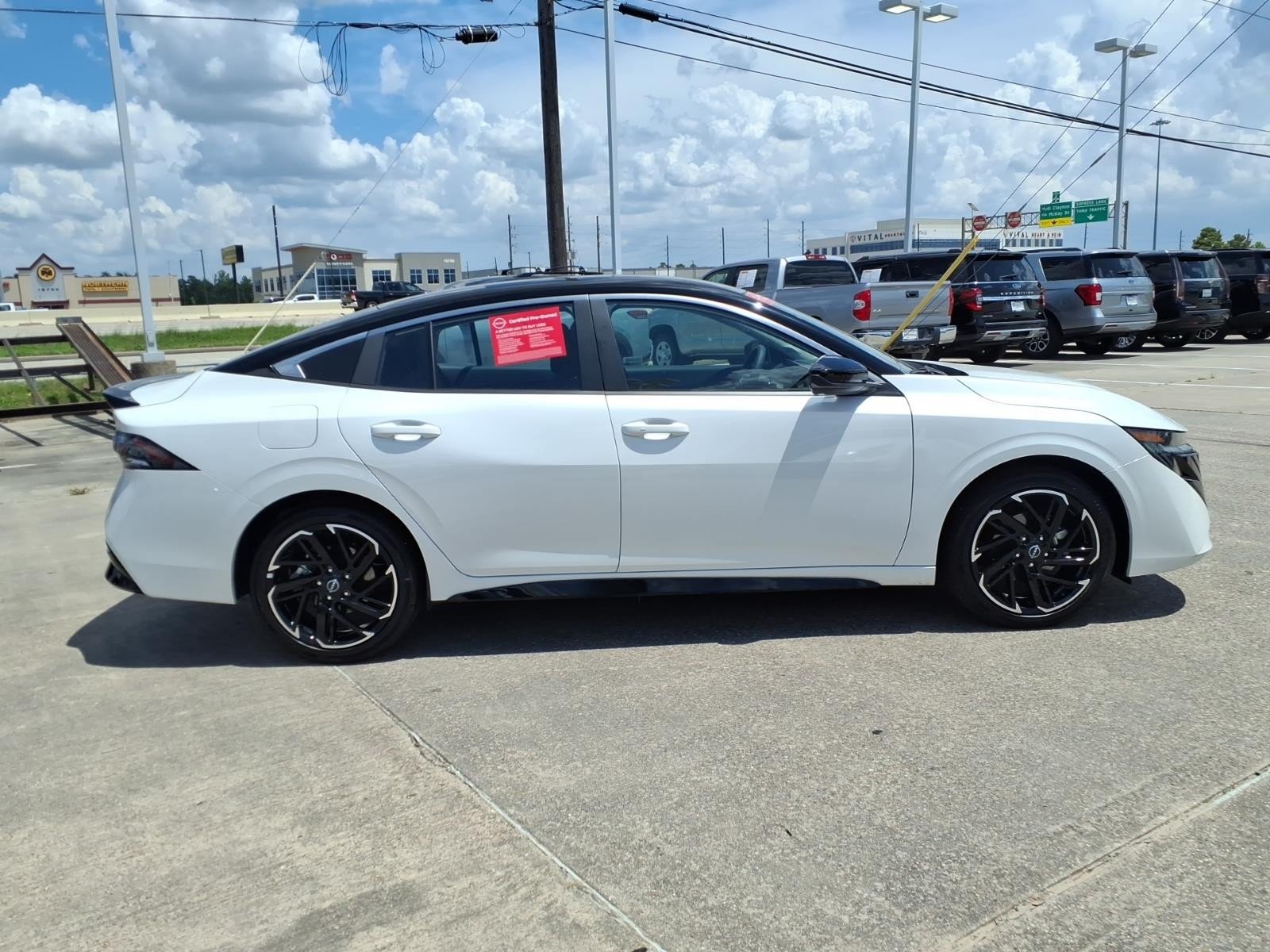 2026 Nissan Sentra SR White at Robbins Nissan