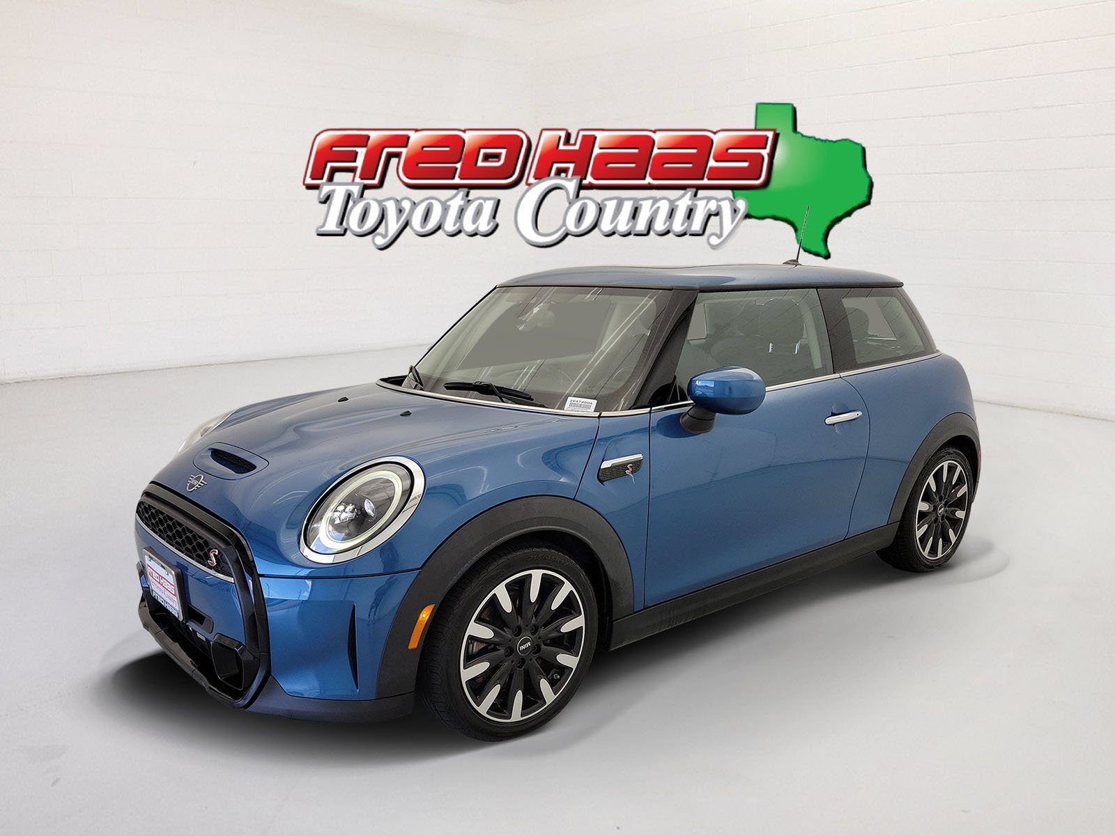 2024 MINI Hardtop 2 Door