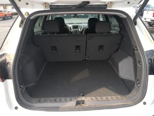 Used 2023 Summit White Chevrolet LT image 27