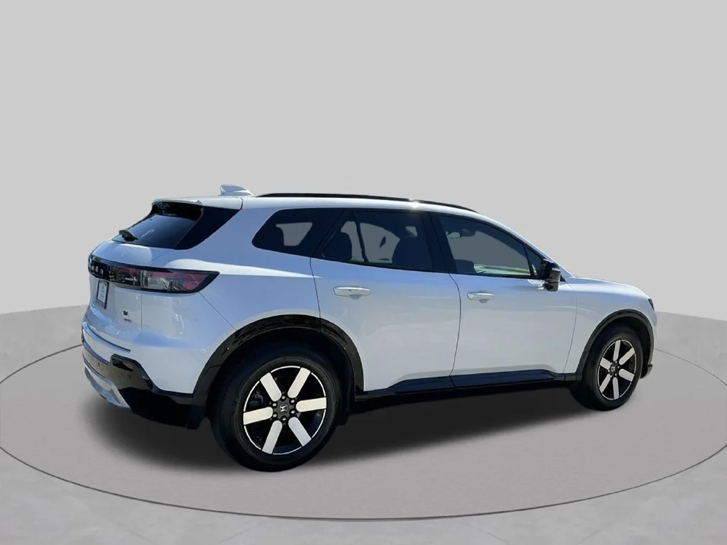Used 2024  Honda Touring image 10