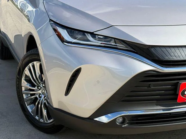Certified Used 2024 TITANIUM GLOW Toyota Limited image 5