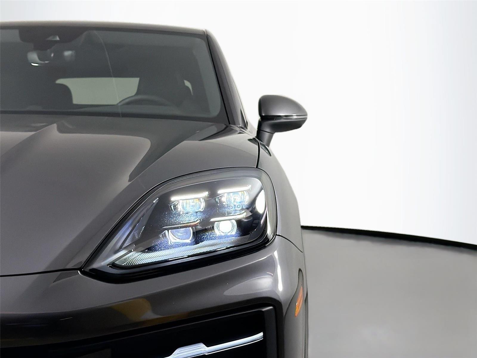 New 2025 Quartzite Grey Metallic Porsche Coupe image 15