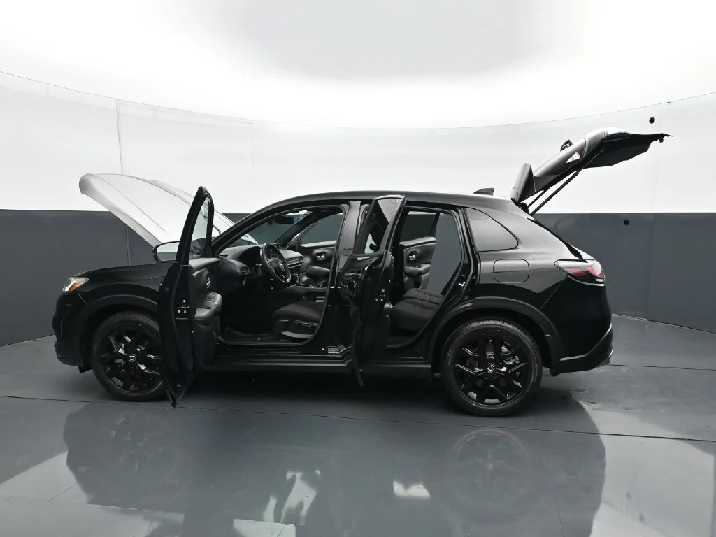 Used 2024  Honda FWD SPORT image 30