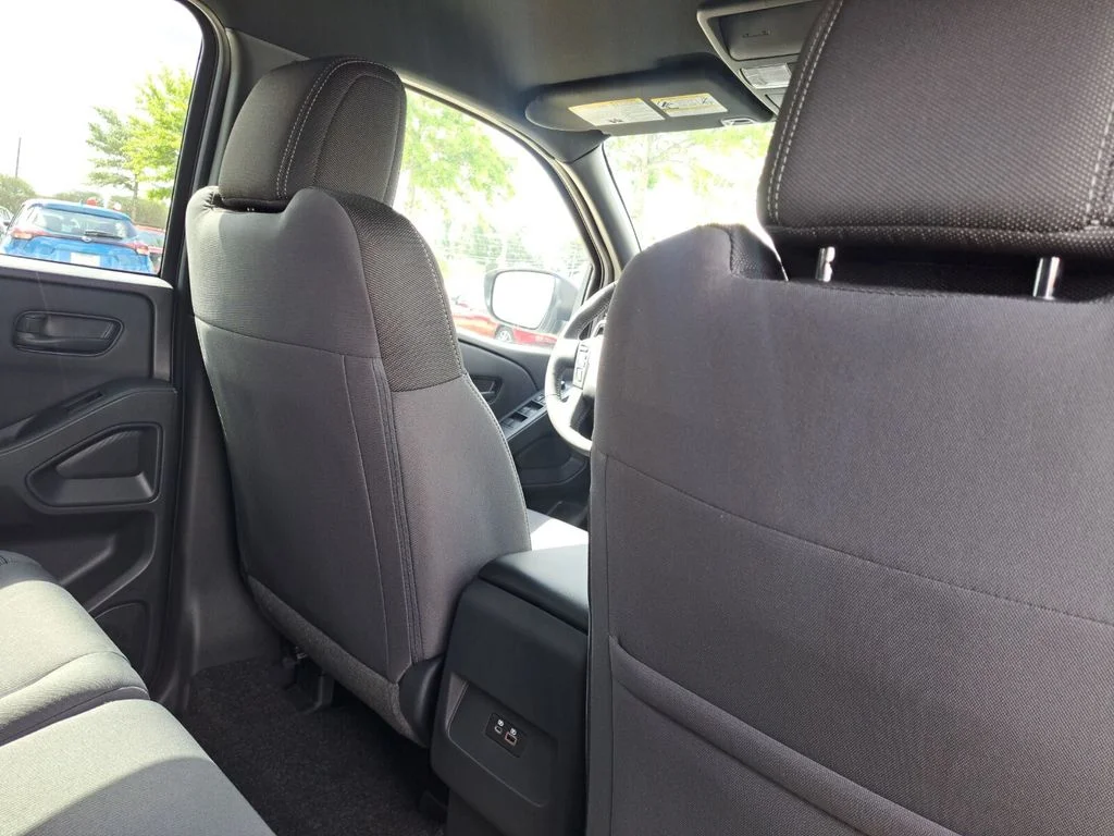 2026 Nissan Frontier SV - Photo 23