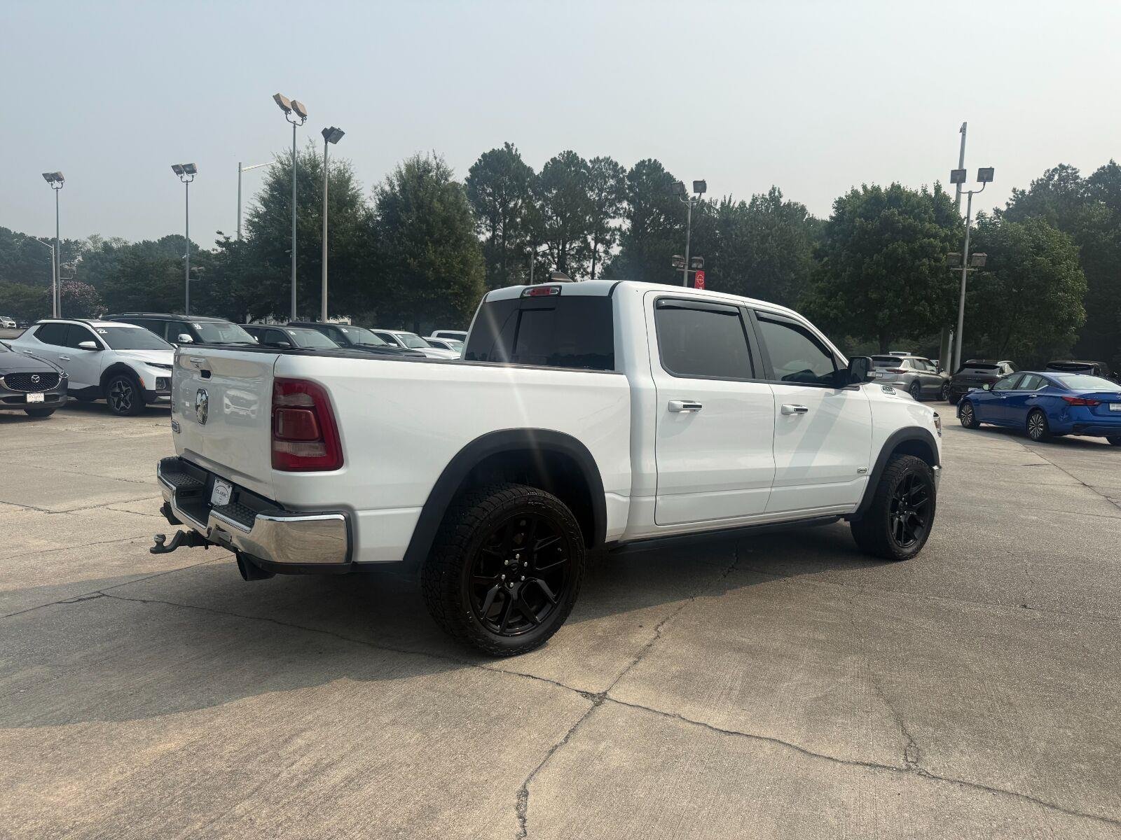 Used 2019 Ivory White Tri-Coat Pearlcoat Ram Longhorn image 5