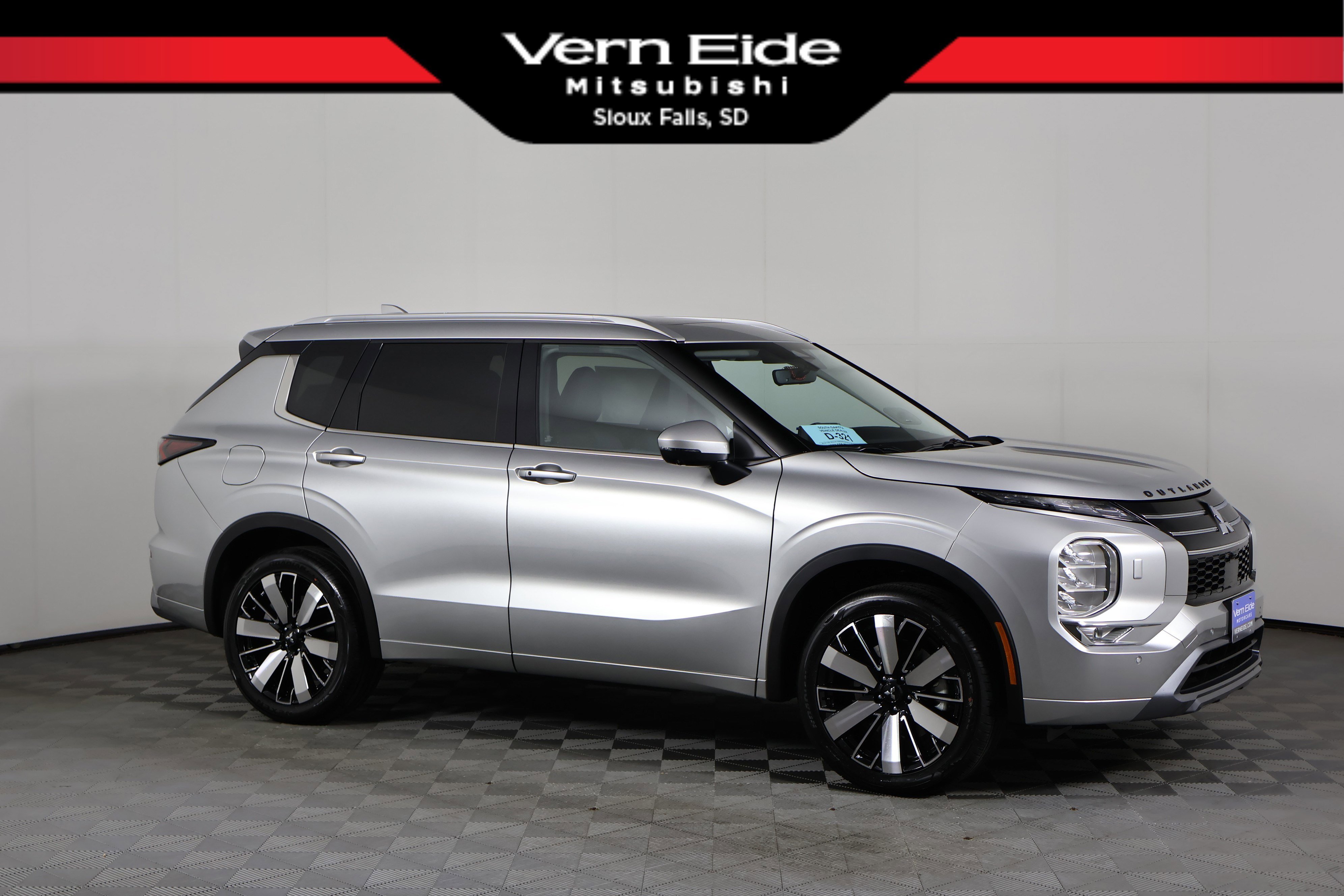 2026 Mitsubishi Outlander SEL S-AWC's photo