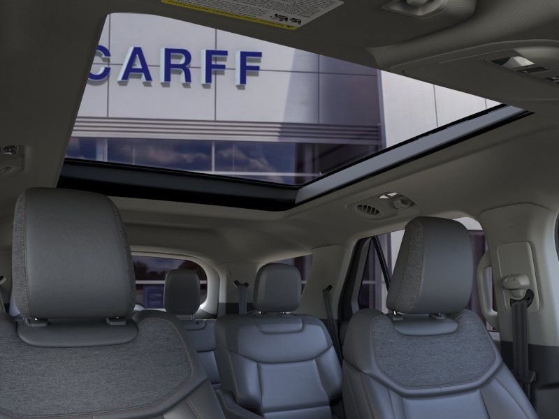 New 2026 Space White Metallic Ford Active image 25