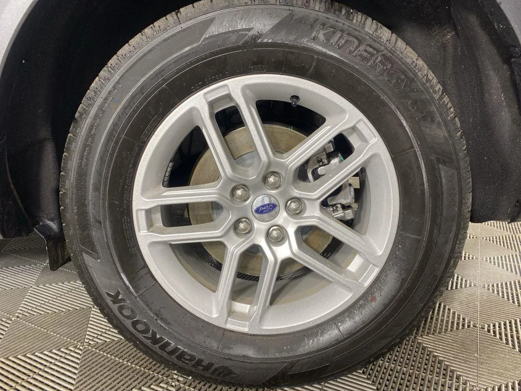 Used 2026 Star White Ford Active image 11