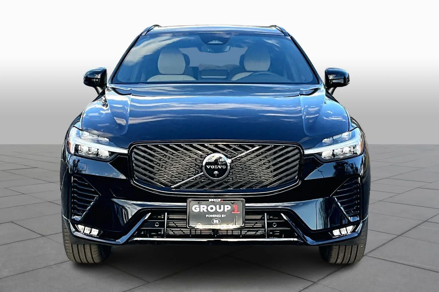 New 2026 Onyx Black Volvo Plus image 2