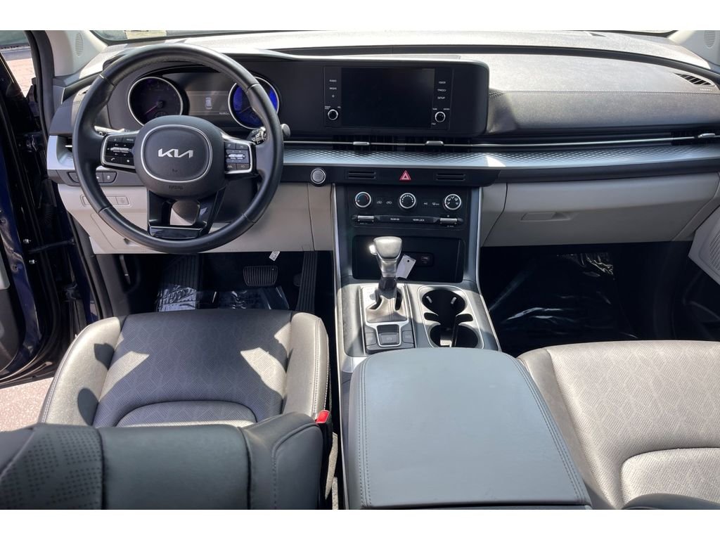 Used 2022 DEEP CHROMA BLUE Kia LXS image 15