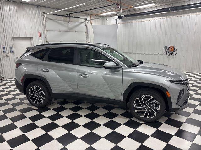 New 2026 Silver Hyundai SEL AWD image 3