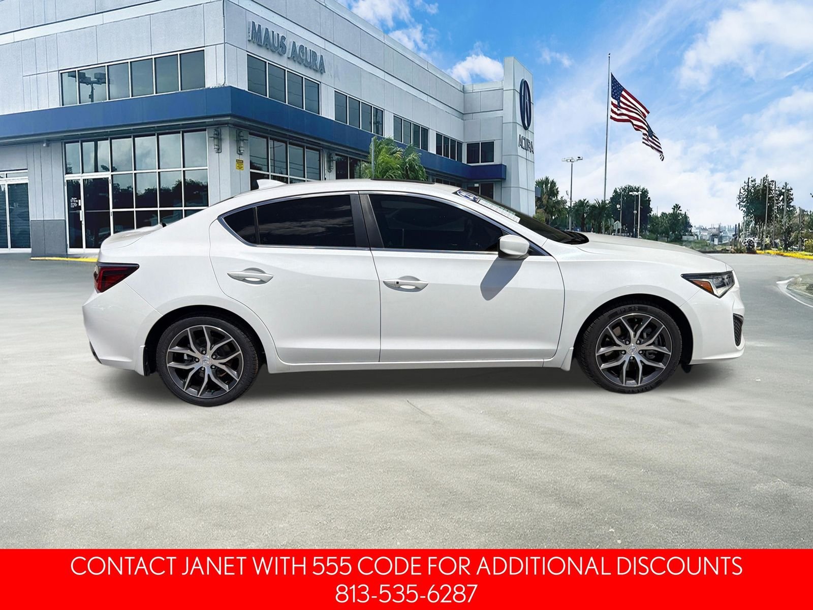 Used 2021 Platinum White Pearl Acura Premium Package image 3