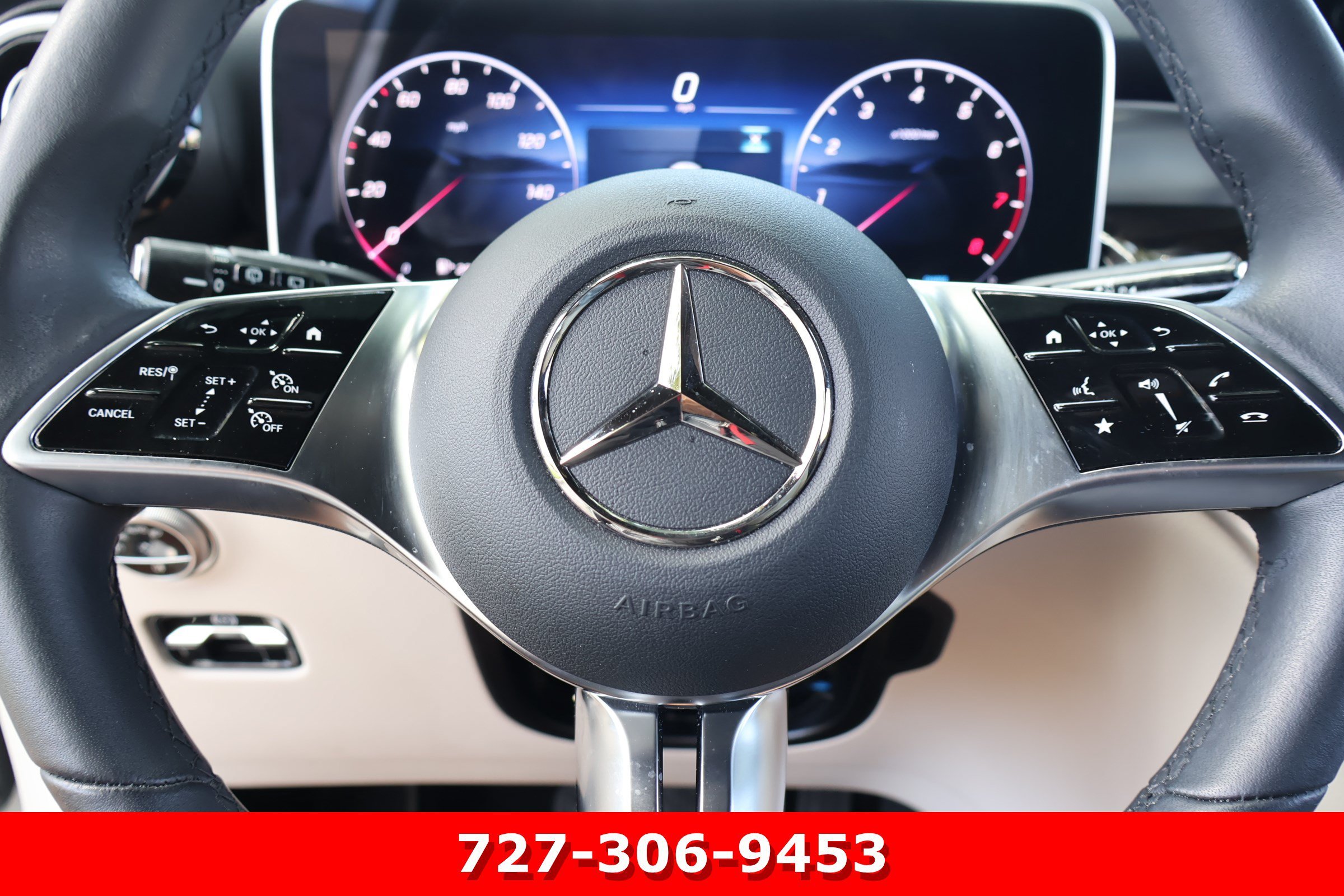 Certified Used 2025 Polar White Mercedes-Benz GLC 300 image 24