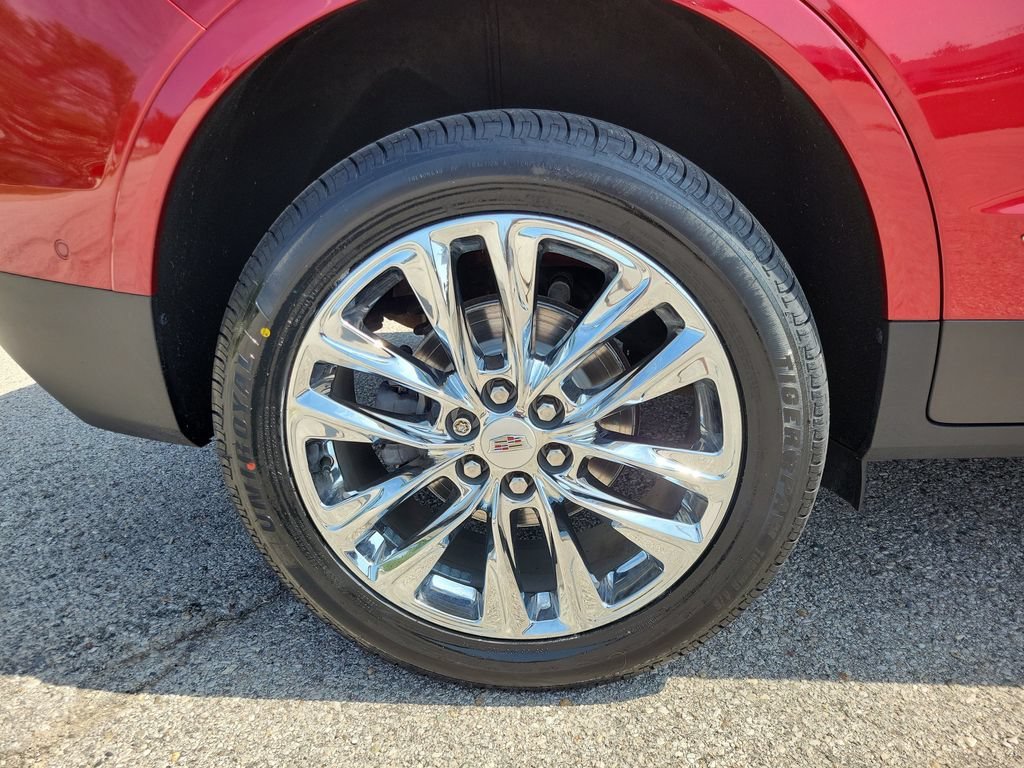 Used 2021 INFRARED TINTCOAT Cadillac AWD Premium Luxury image 5