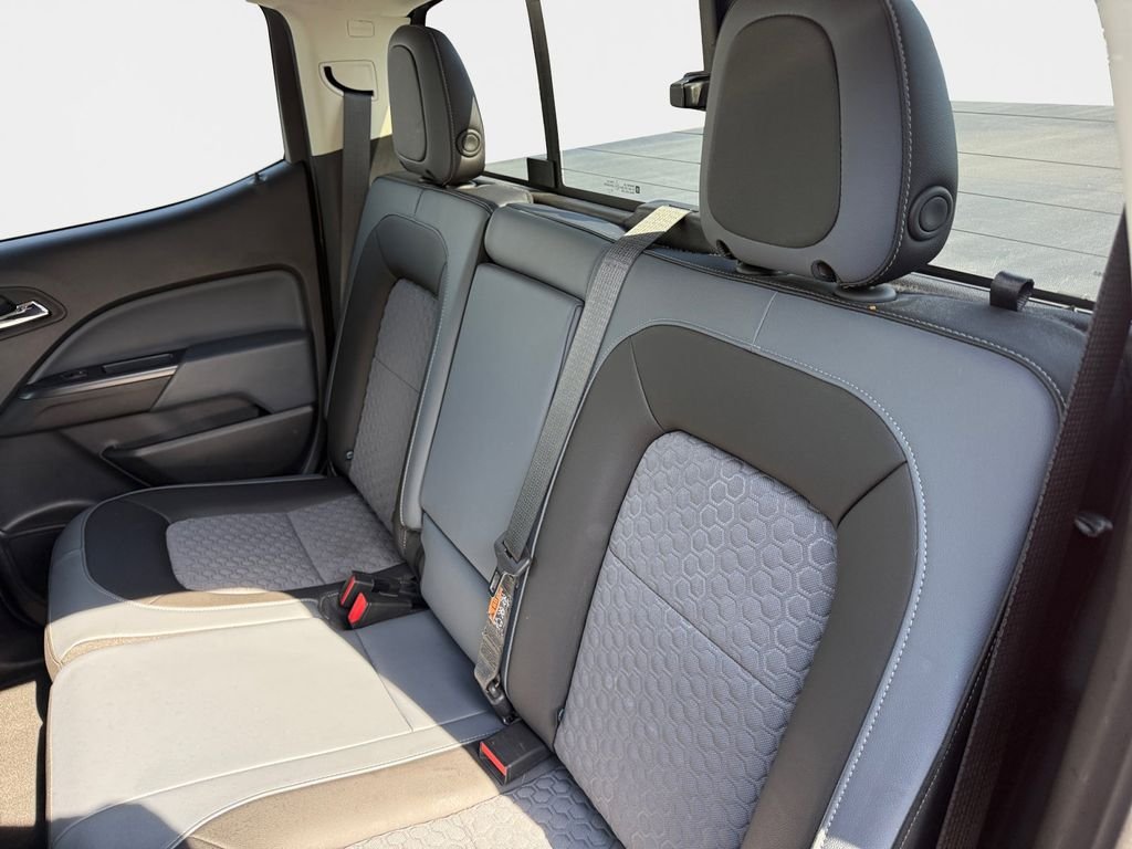 Used 2021 Red Chevrolet Z71 image 9