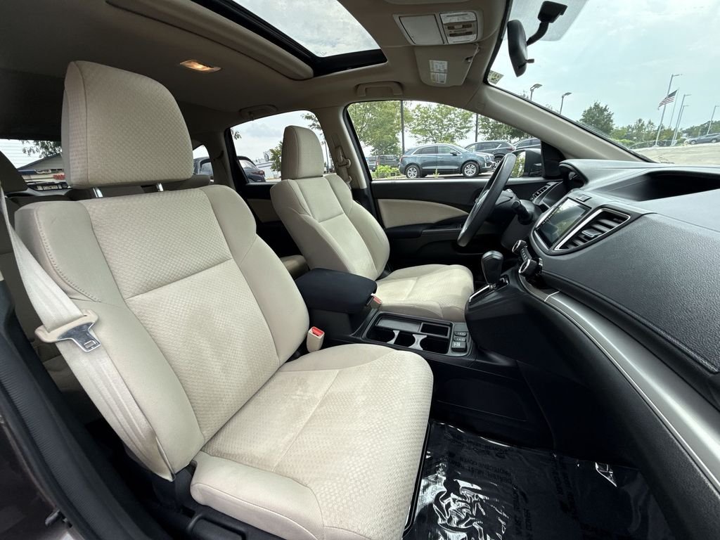 Used 2016  Honda EX image 28