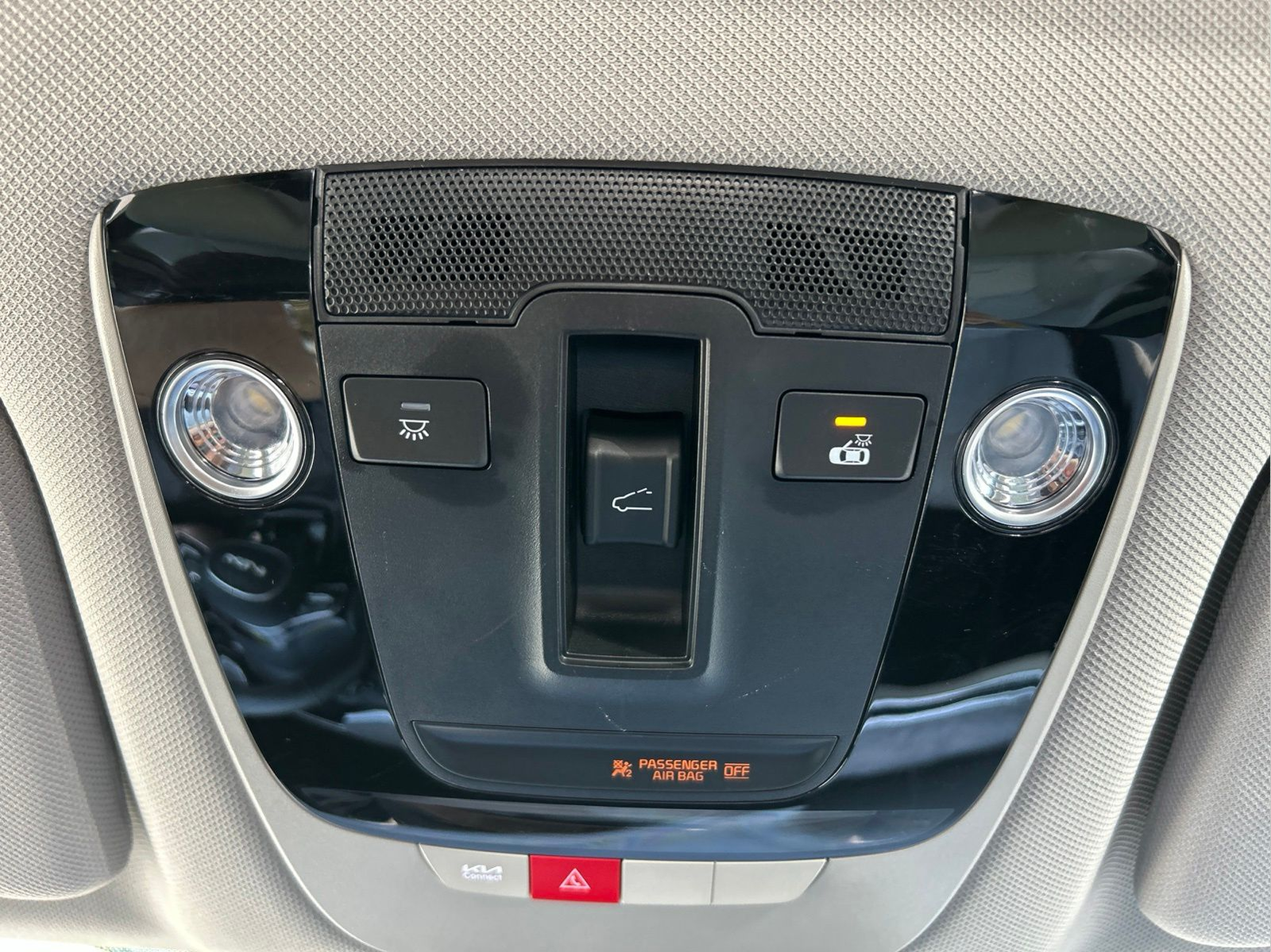 Used 2025 Black Kia X-Line SX image 35
