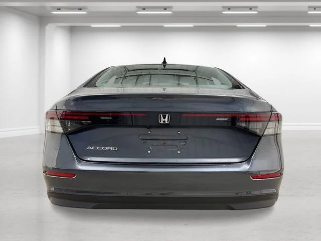 New 2026 Meteorite Gray Metallic Honda SE image 4