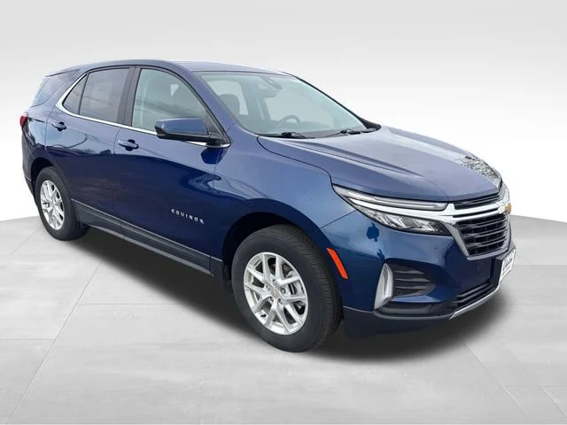 Used 2022 Blue Glow Metallic Chevrolet LT image 9