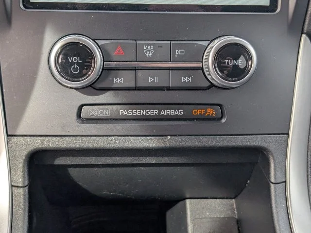 Used 2024 Black Ford SEL image 21