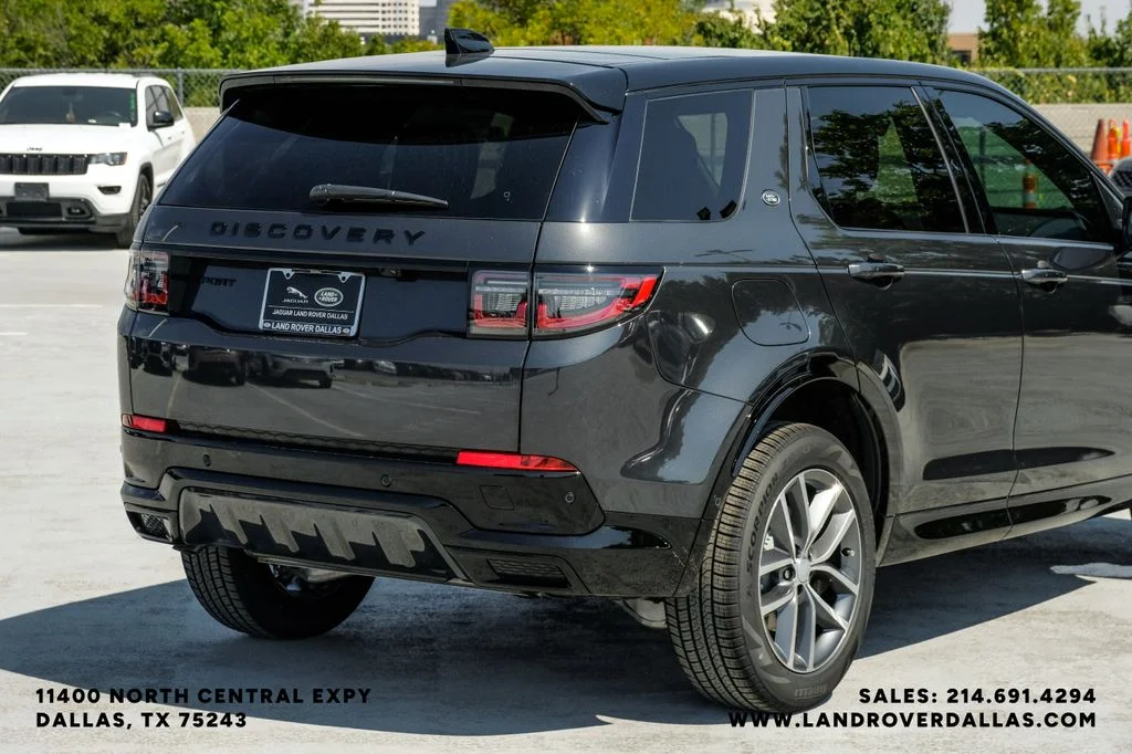 New 2026 Carpathian Gray Land Rover Landmark image 9