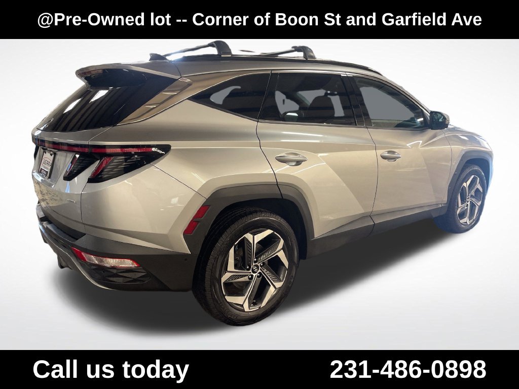 Used 2022 Silver Hyundai Limited image 5