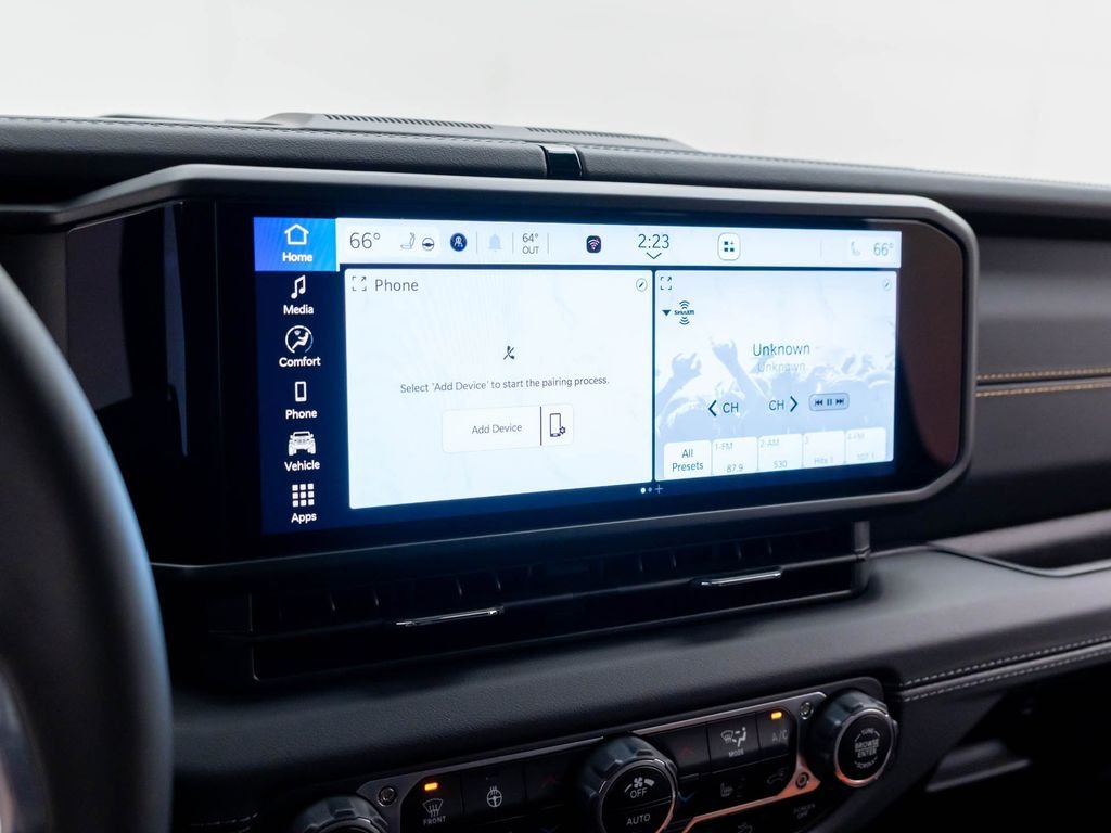 2024 Jeep Wrangler 4-Door Sahara - Photo 23