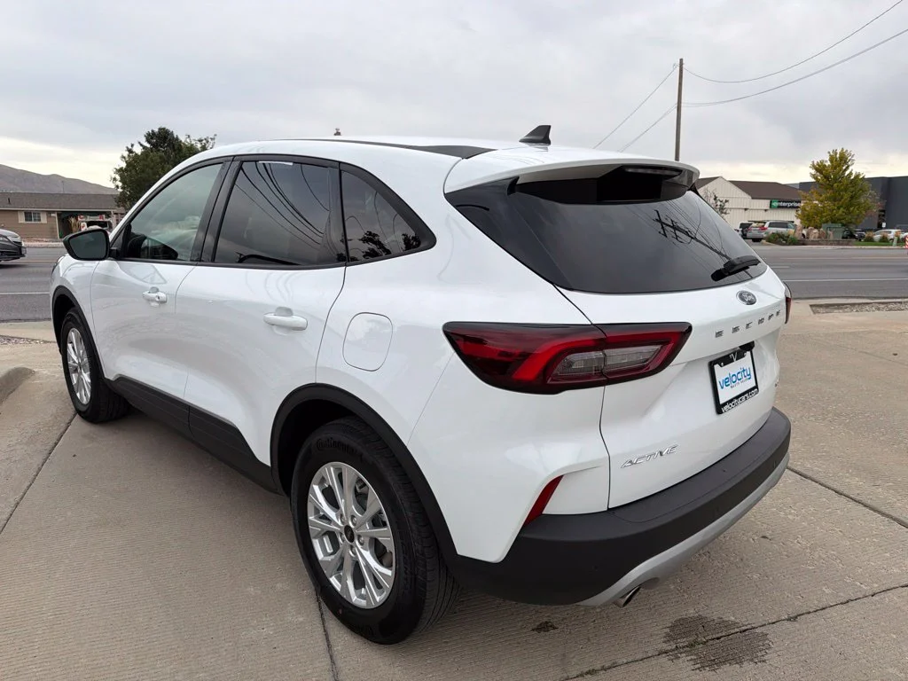Used 2025 White Ford Active image 7