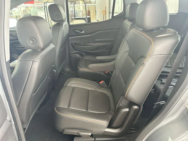 Used 2023 Silver GMC AT4 image 27