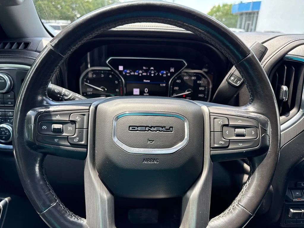 Used 2021 Red GMC Denali image 16