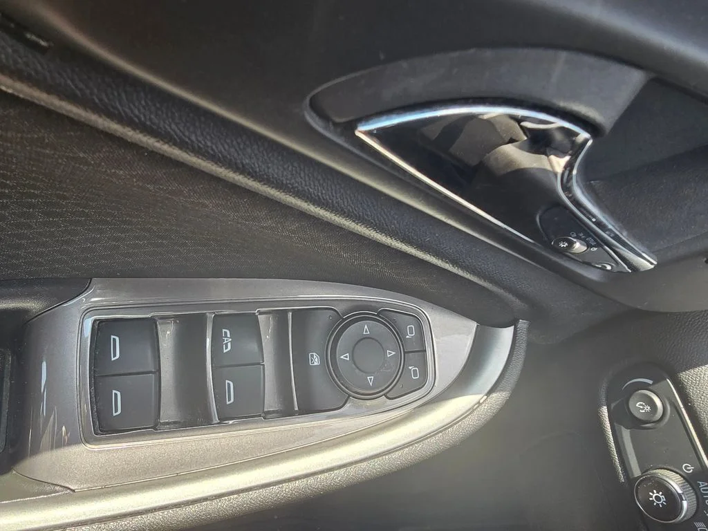 Used 2024 Gray Chevrolet LT image 21