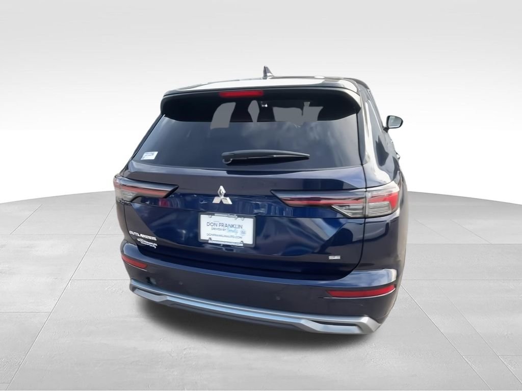 2026 Mitsubishi Outlander SE - Photo 9