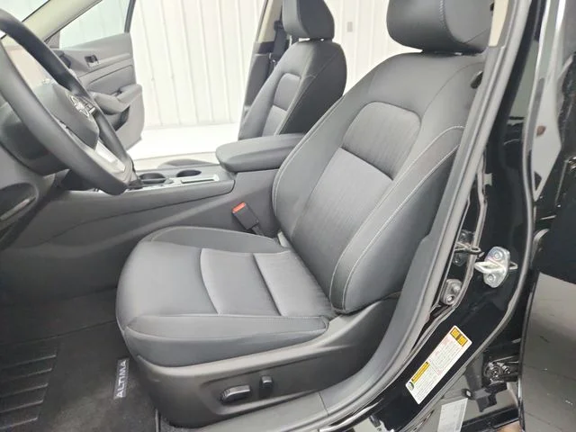 New 2026 Black Nissan 2.5 SV image 19