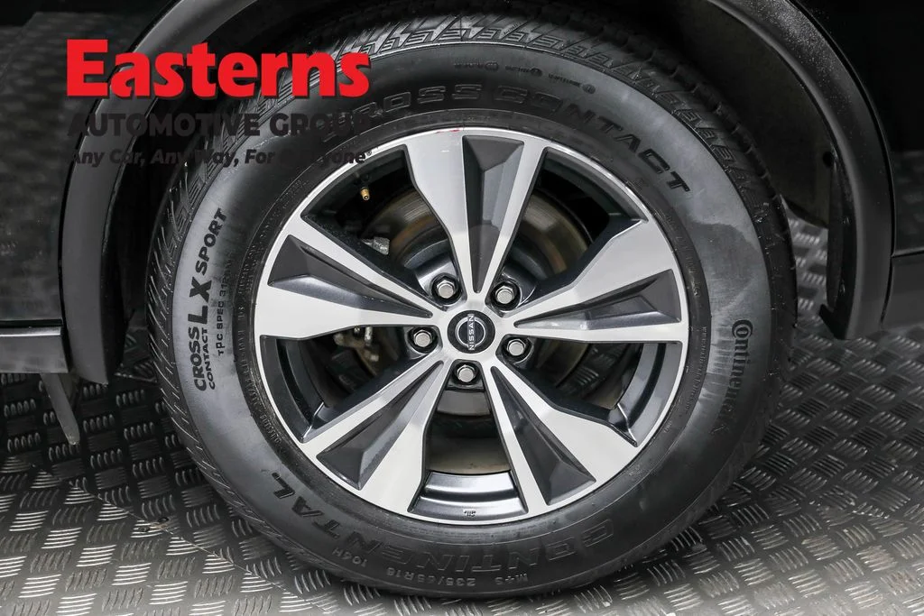 Used 2023 Black Nissan SV image 8