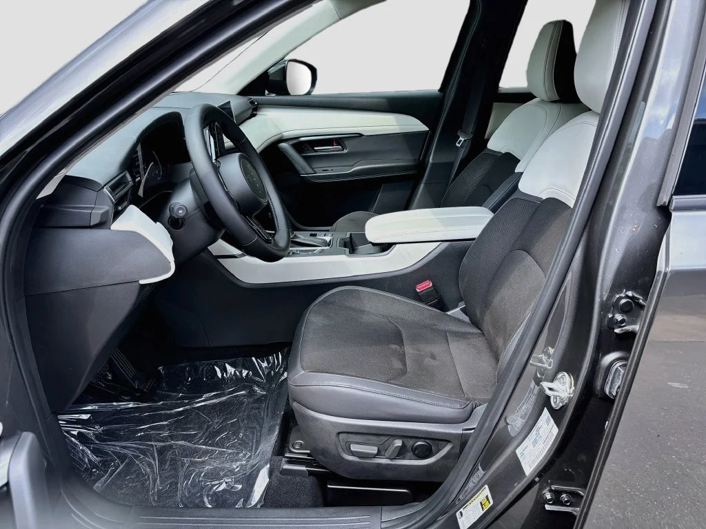 New 2026 Machine Gray Metallic Mazda 2.5 S Preferred AWD image 21