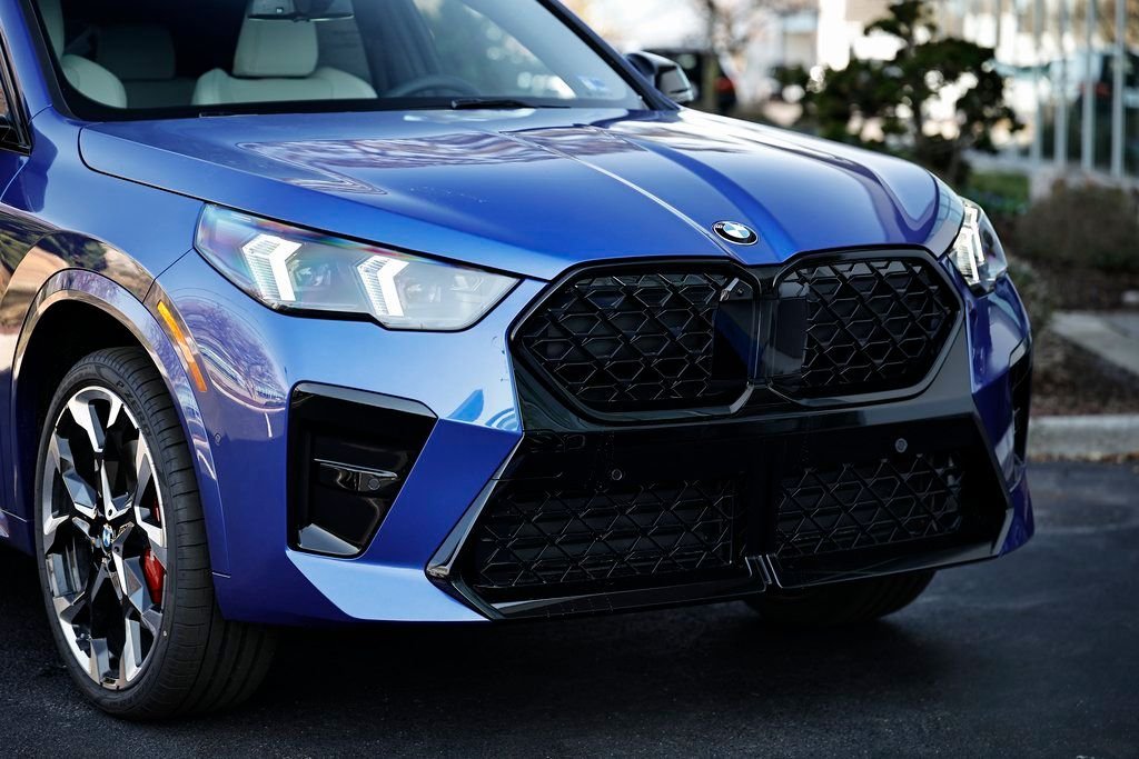 New 2026 Portimao Blue Metallic BMW xDrive28i image 2