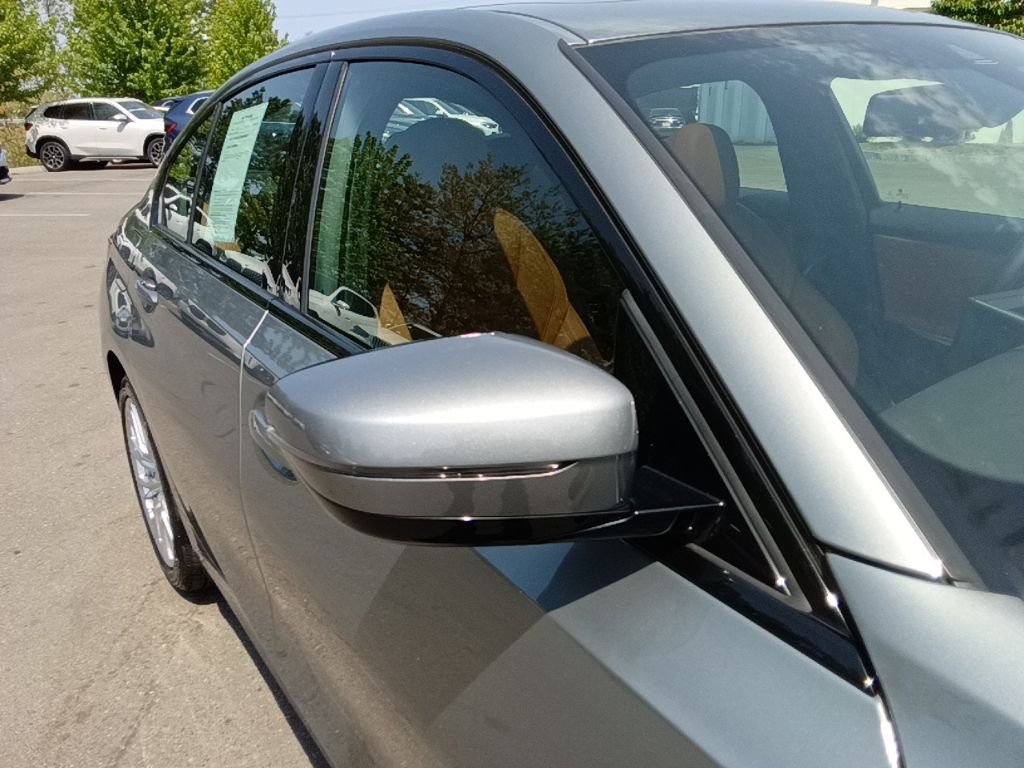 Used 2023 Skyscraper Grey Metallic BMW 330i xDrive image 32