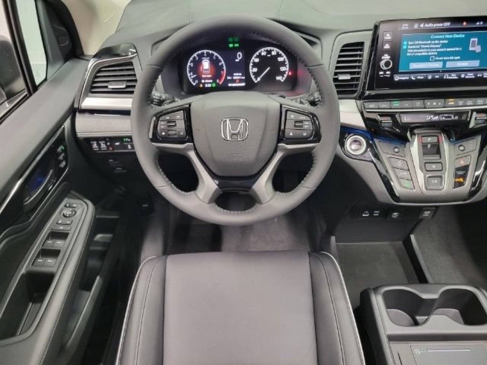 New 2026 Platinum White Pearl Honda Touring image 4