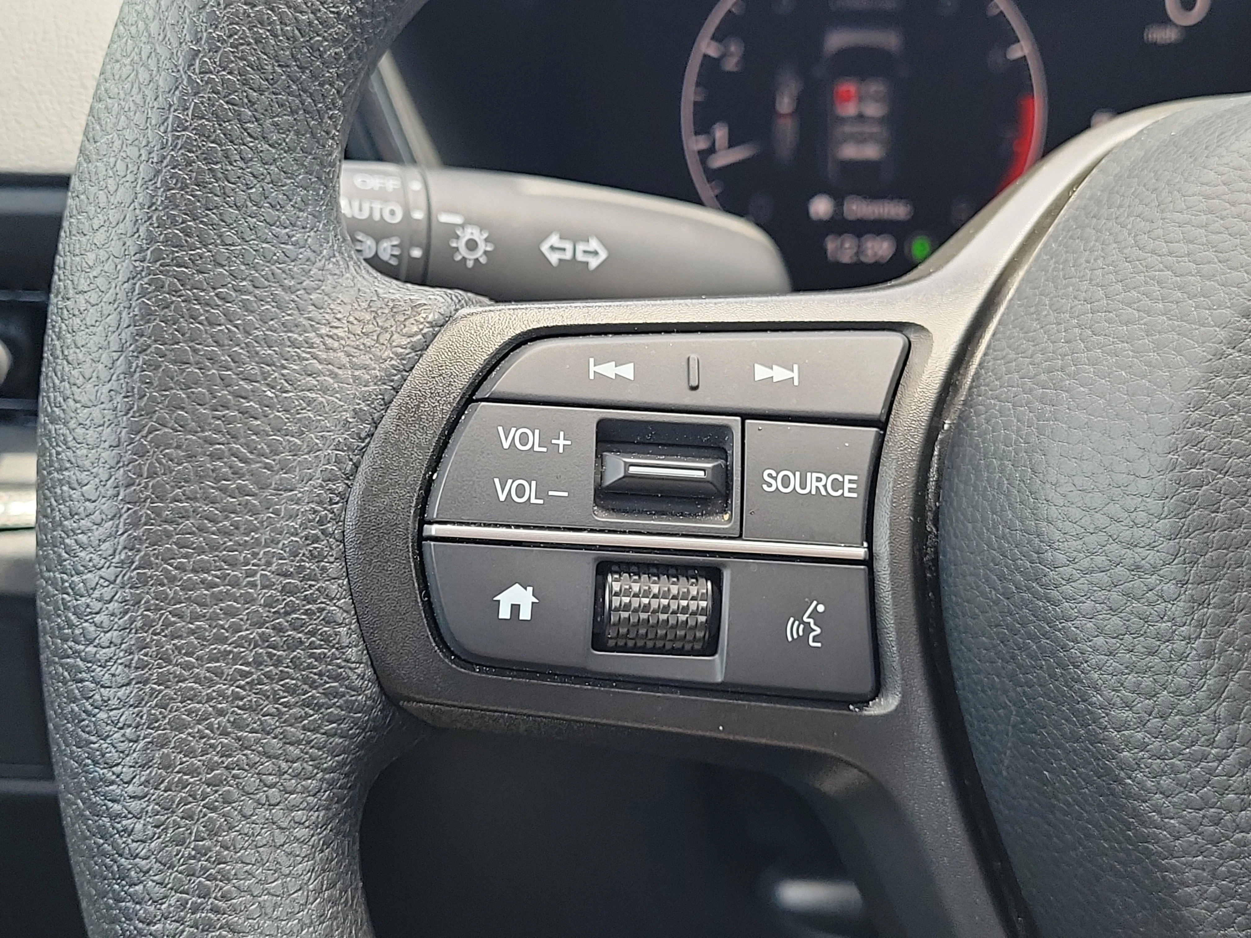 2025 Honda CR-V EX - Photo 21