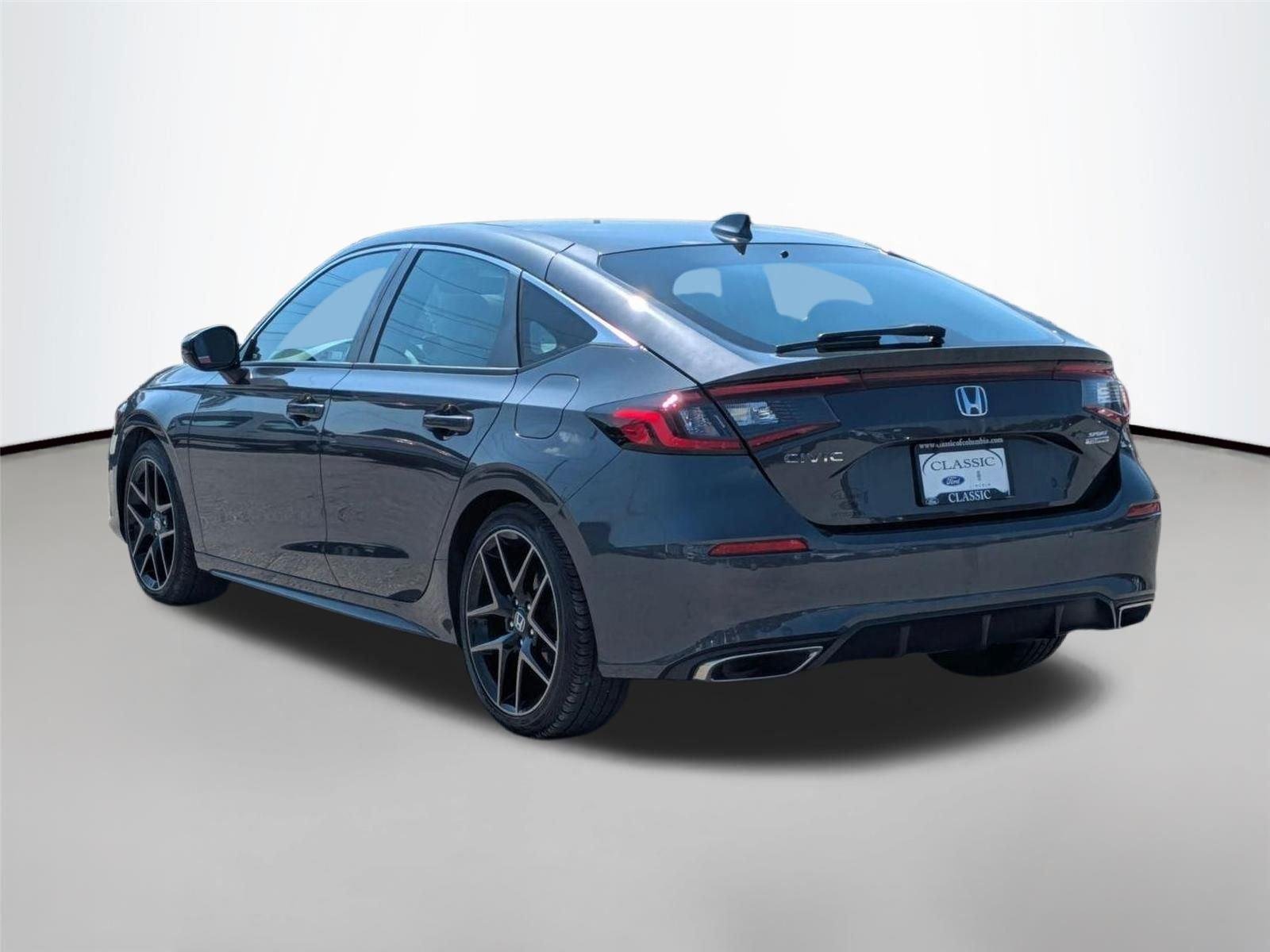 Used 2022 Meteorite Gray Metallic Honda Sport Touring image 6