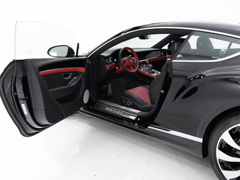 2026 Bentley Continental GT Azure - Photo 9