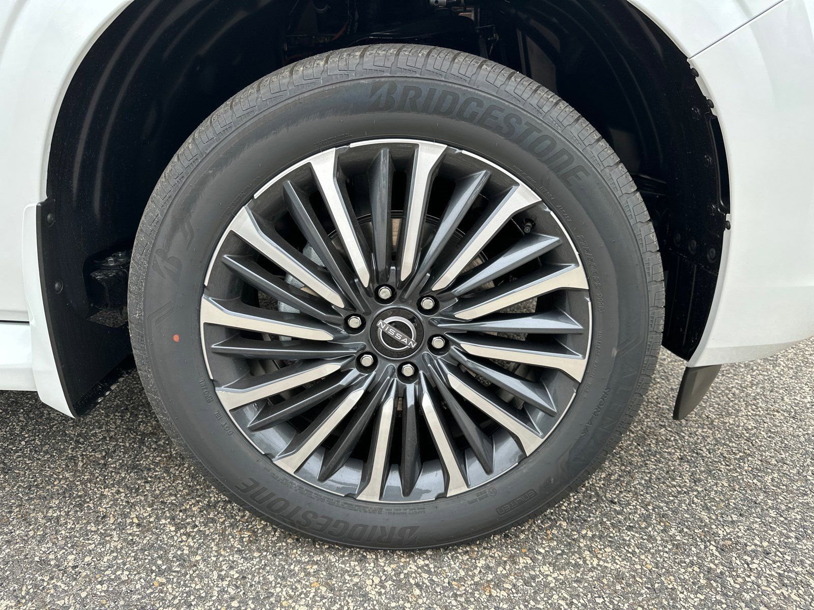 New 2026 White Nissan Platinum Reserve image 12