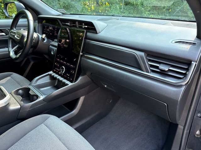Used 2025 Black GMC Elevation image 29