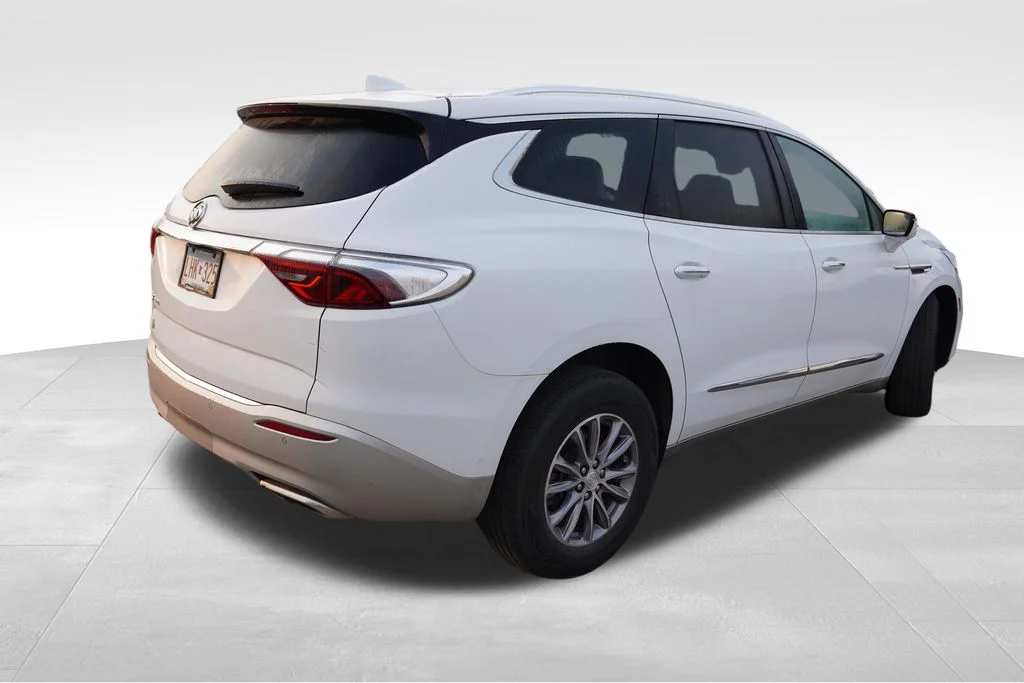Used 2022 Summit White Buick Premium Group image 3