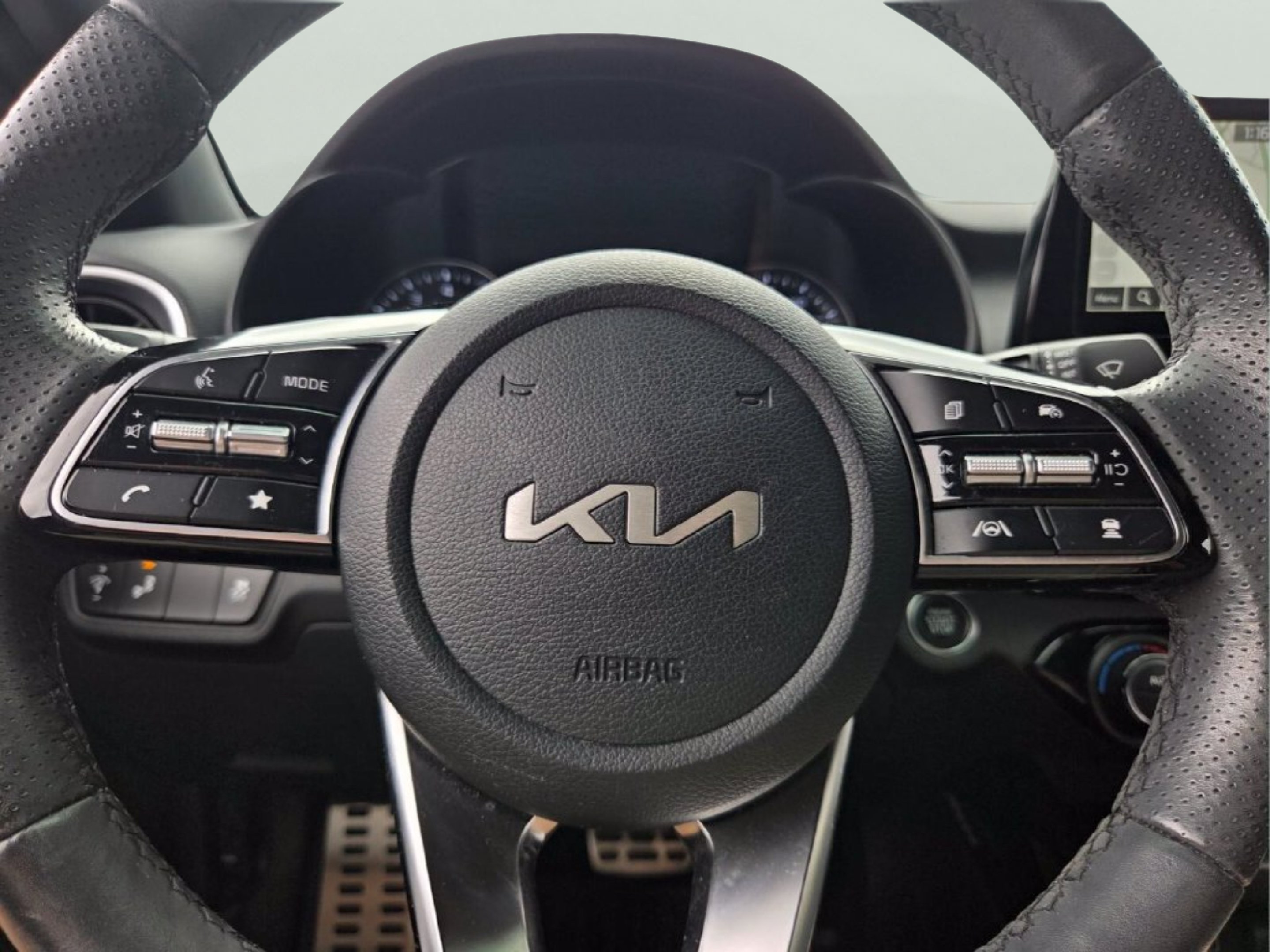 Certified Used 2024 Steel Gray Kia GT-Line image 31