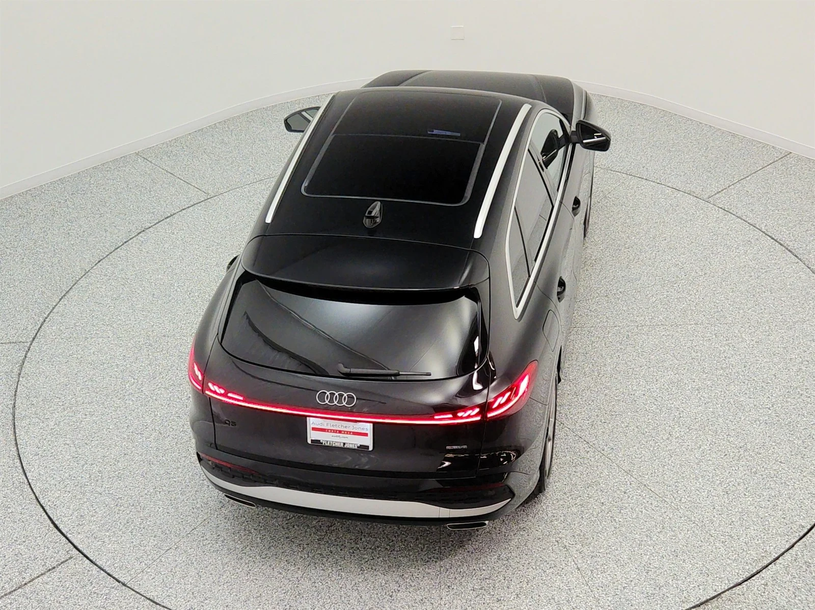 Used 2025 Mythos Black Metallic Audi Prestige 2.0 TFSI quattro image 27
